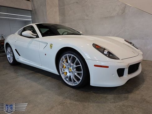 Used 2011 Ferrari 599 GTB Fiorano RWD image 47