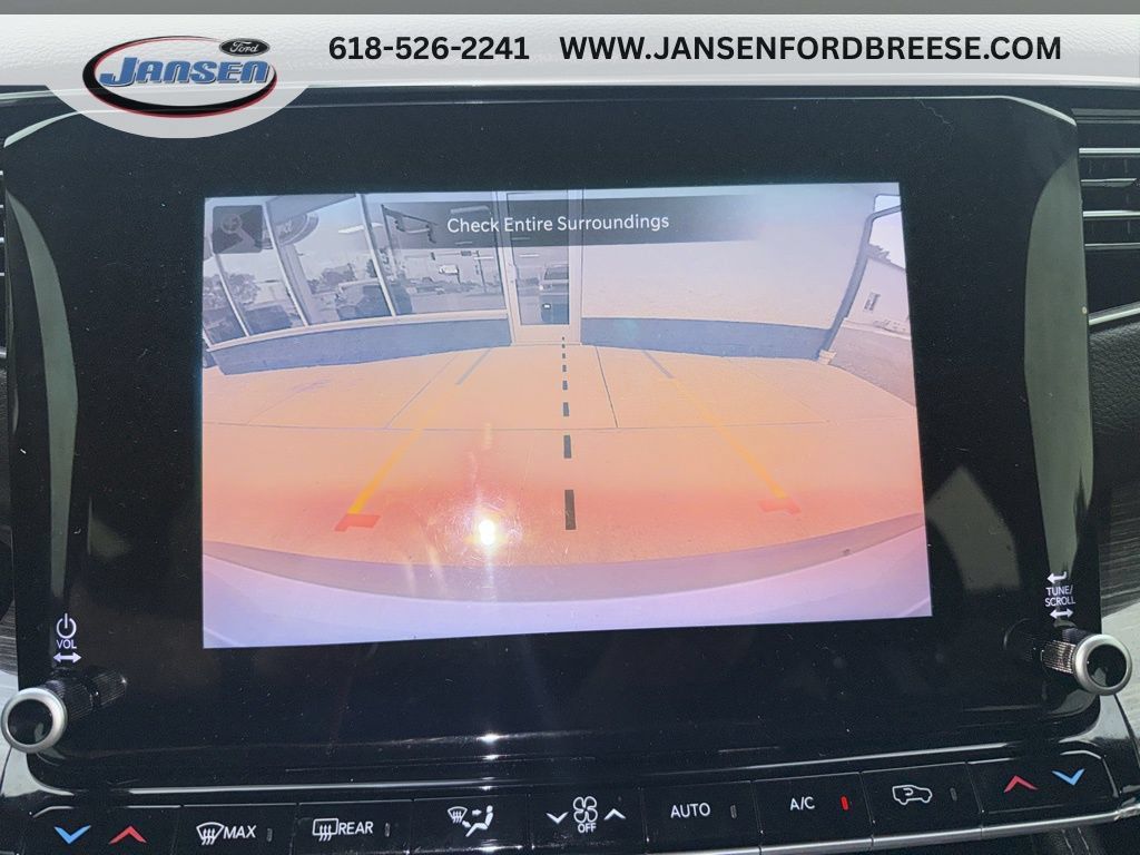Used 2022 Jeep Wagoneer Series II AWD/4WD image 15