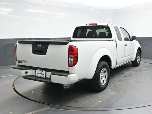 Used 2019 Nissan Frontier S image 6