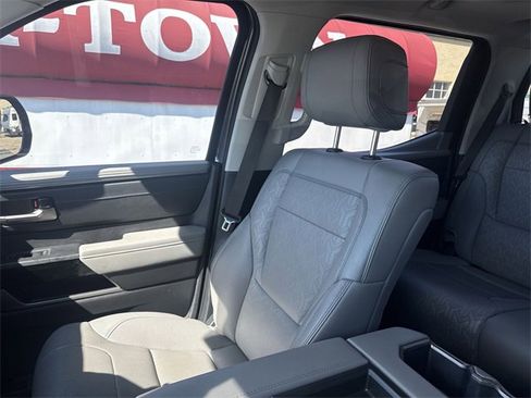 Used 2022 Toyota Tundra Limited image 25