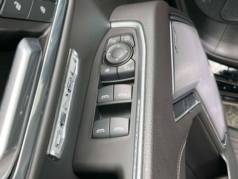 Certified 2023 GMC Sierra 1500 Denali w/ Denali Reserve Package AWD/4WD image 23