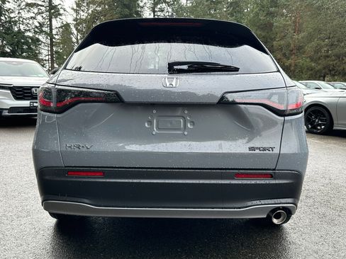 New 2025 Honda HR-V Sport image 6