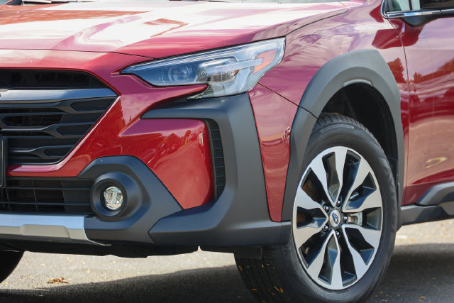 Certified 2024 Subaru Outback Limited XT AWD/4WD image 15