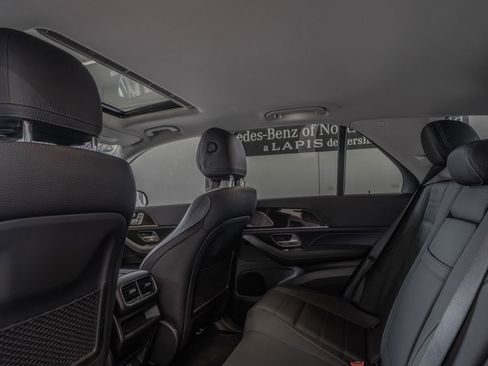 Used 2025 Mercedes-Benz GLE 450 4MATIC image 26