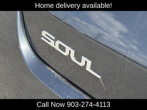 Used 2025 Kia Soul LX w/ LX Technology Package FWD image 10