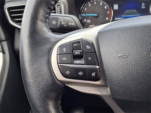 Used 2023 Ford Explorer XLT w/ Equipment Group 202A image 29