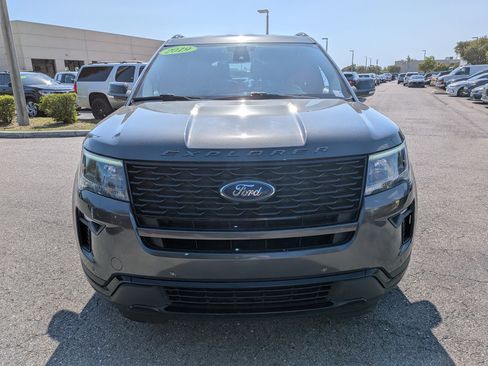 Used 2019 Ford Explorer Sport w/ Ford Safe & Smart Package image 9