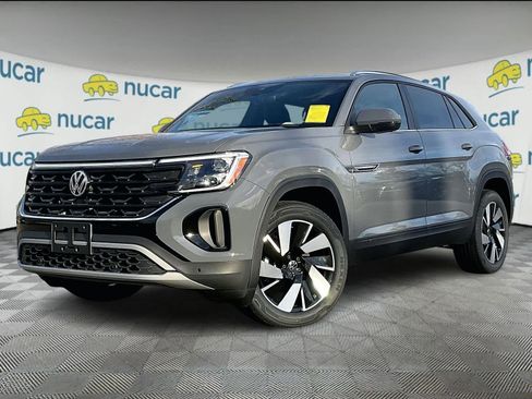 New 2026 Volkswagen Atlas Cross Sport SE image 4