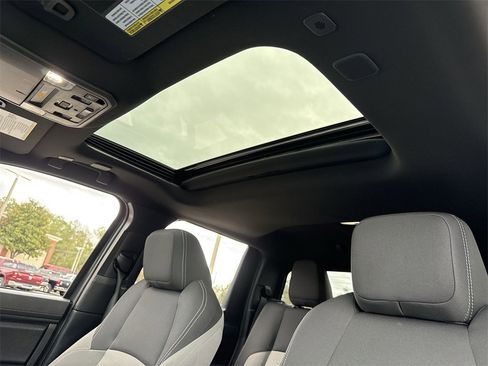 Used 2025 Toyota Tacoma SR5 image 17