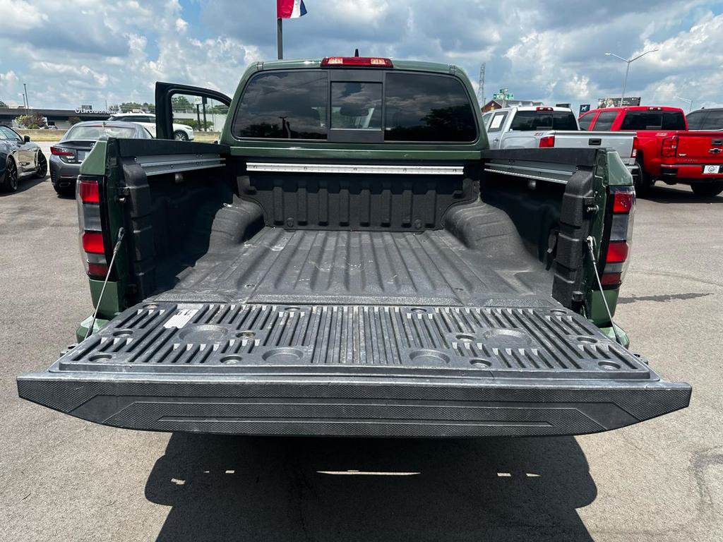 Used 2022 Nissan Frontier PRO-4X w/ Pro-4X Premium Package AWD/4WD image 9