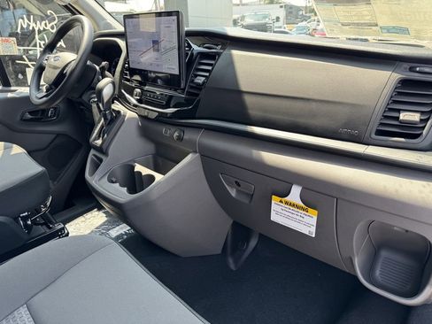 New 2025 Ford Transit 350 XLT image 5
