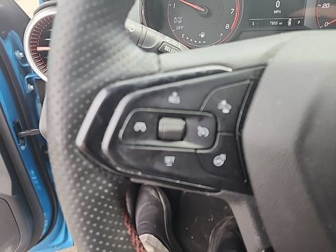 Used 2025 Chevrolet Trax RS w/ Driver Confidence Package FWD image 15