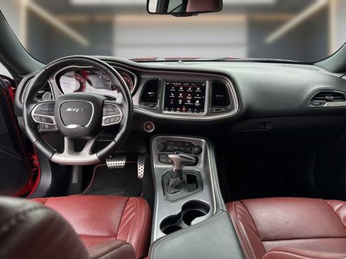 Used 2019 Dodge Challenger SRT Hellcat w/ Laguna Leather Package RWD image 15