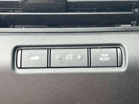 Certified 2022 Nissan Altima 2.5 SV FWD image 21
