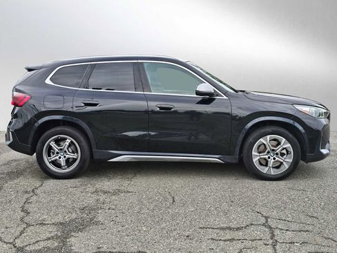 Used 2024 BMW X1 xDrive28i image 2