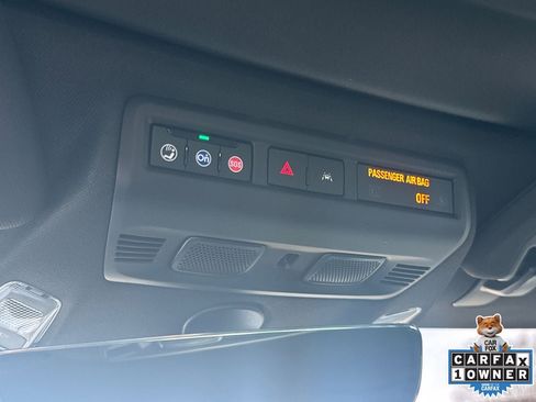 Used 2025 Chevrolet Corvette Stingray Coupe w/ Z51 Performance Package image 28