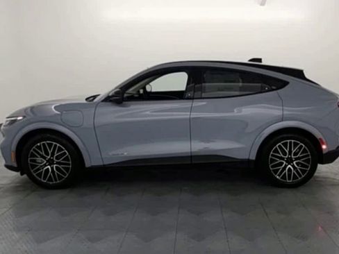 New 2025 Ford Mustang Mach-E Premium image 5