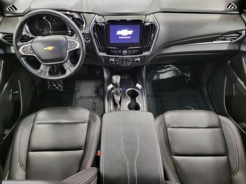 Used 2023 Chevrolet Traverse LT AWD/4WD image 6