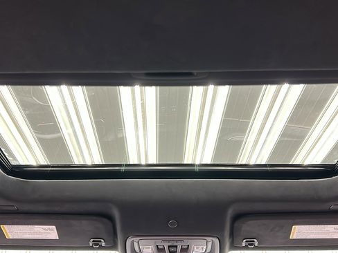 Used 2025 GMC Sierra 1500 Denali Ultimate image 43