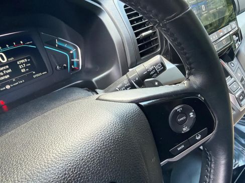 Used 2018 Honda Odyssey EX-L image 19