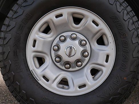 Used 2018 Nissan NV 2500 SV image 42