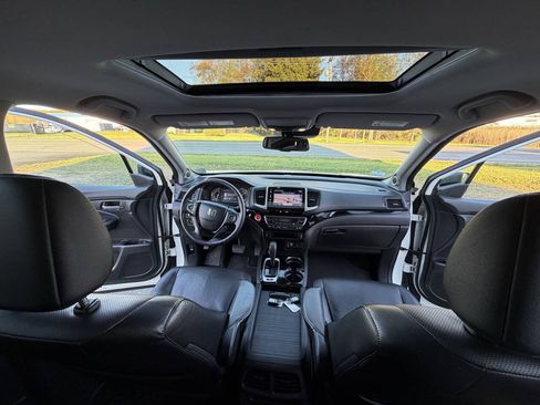 Used 2017 Honda Ridgeline RTL-E image 9