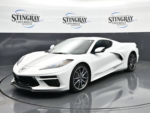 Used 2024 Chevrolet Corvette Stingray Preferred Cpe w/ Stealth Interior Trim Package RWD image 3