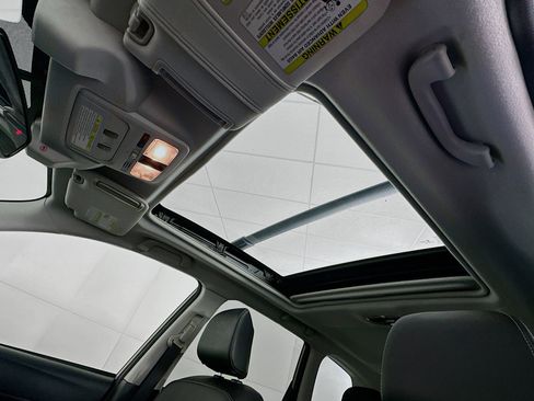 Used 2016 Subaru Forester 2.5i Touring w/ Eyesight & Navigation System image 26