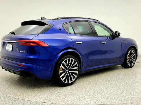 Used 2023 Maserati Grecale Modena AWD/4WD image 5