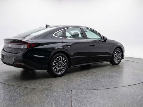 Used 2025 Hyundai Sonata SEL FWD image 9