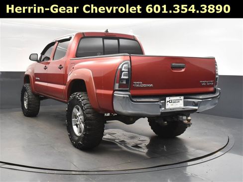 Used 2012 Toyota Tacoma PreRunner image 5