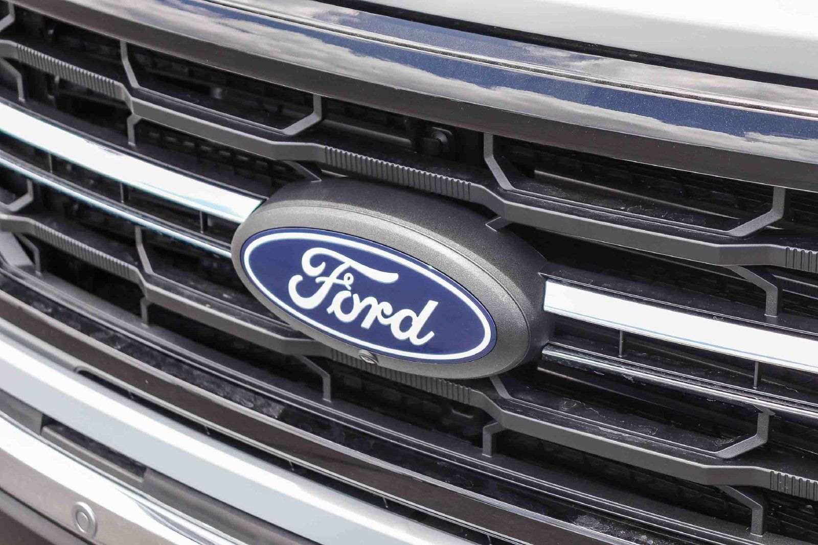 Used 2026 Ford F150 XLT w/ Equipment Group 302A MID RWD image 11