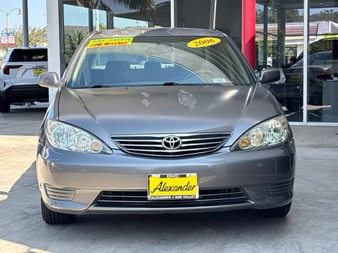 Used 2006 Toyota Camry LE FWD image 9