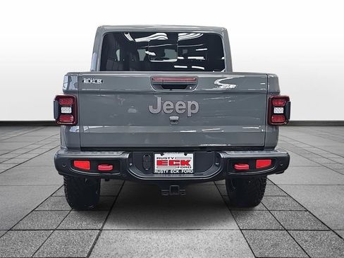 Used 2020 Jeep Gladiator Rubicon image 6