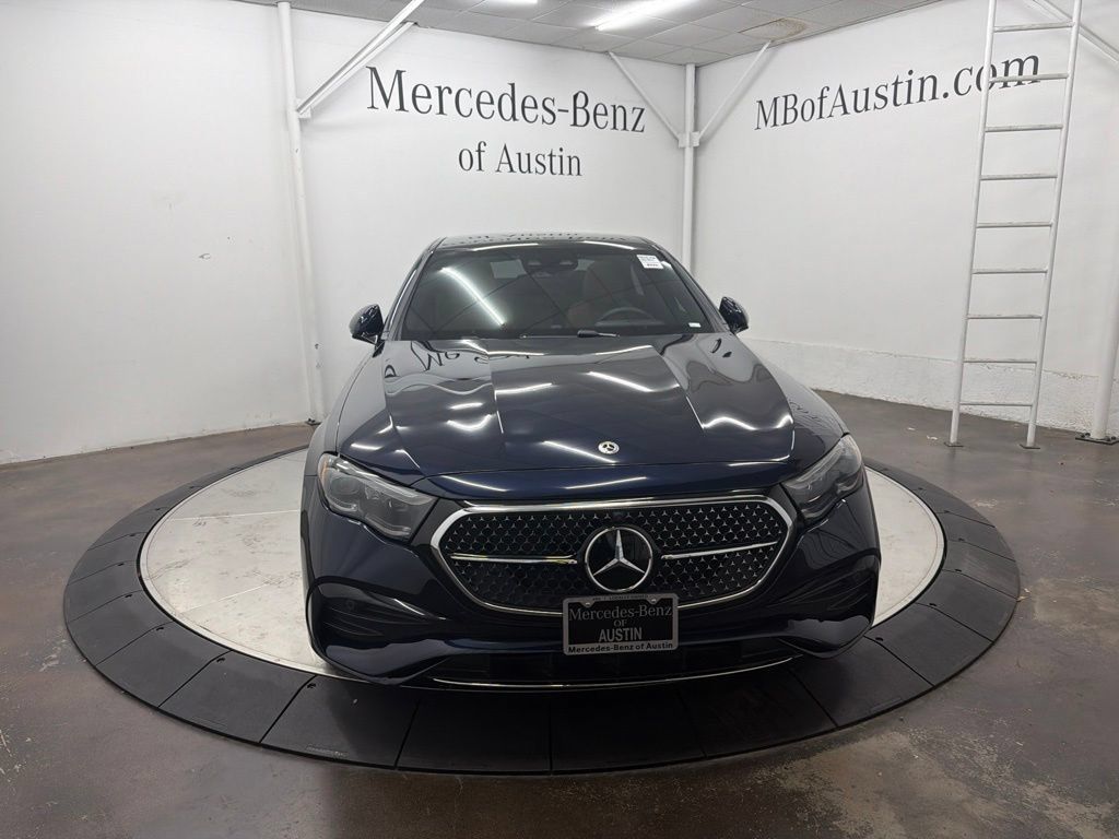 Used 2026 Mercedes-Benz E 350 4MATIC Sedan image 2