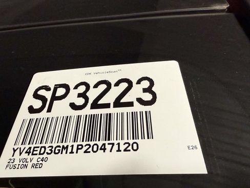 Used 2023 Volvo C40 P8 Recharge Ultimate AWD/4WD image 6