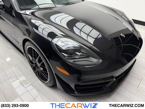 Used 2018 Porsche Panamera Turbo Sport Turismo image 2