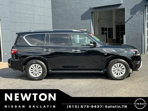 Used 2021 Nissan Armada SV RWD image 4
