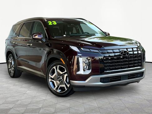 Used 2023 Hyundai Palisade Limited FWD image 3