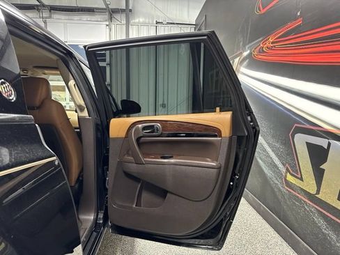 Used 2017 Buick Enclave Leather FWD image 25