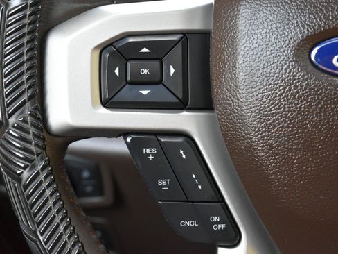 Used 2019 Ford F150 King Ranch w/ Equipment Group 601A Luxury AWD/4WD image 14