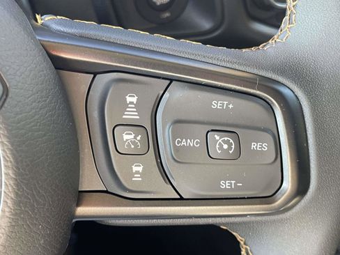 Used 2024 Jeep Wrangler Sport S w/ LED Headlamp & Fog Lamp Group image 11