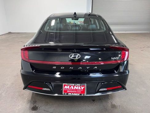 Used 2023 Hyundai Sonata Limited image 3