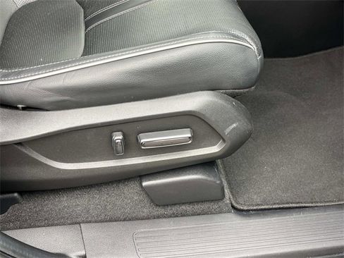 Used 2023 Honda Pilot Elite image 27