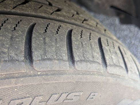 Used 2017 Toyota Corolla iM image 11