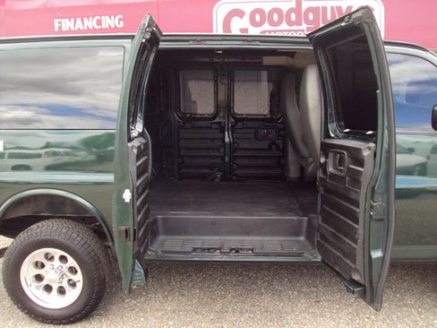 Used 2013 Chevrolet Express 1500 AWD image 11