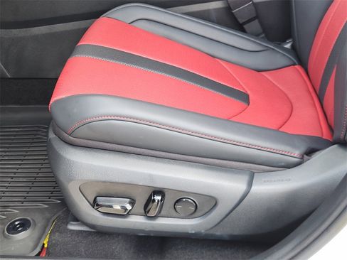 Used 2025 Lexus NX 450h+ F Sport image 23