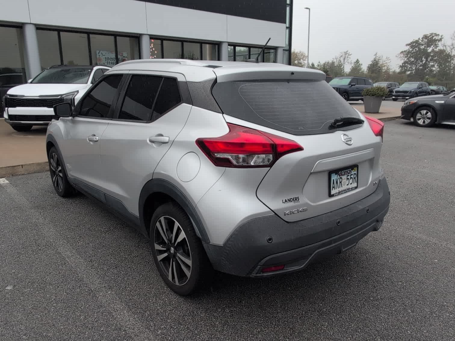 Used 2020 Nissan Kicks SV FWD image 7