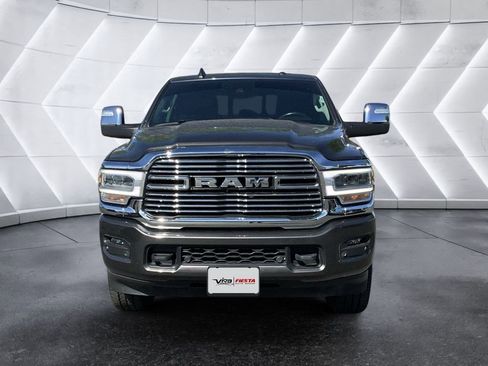 Used 2024 RAM 2500 Laramie w/ Safety Group AWD/4WD image 2