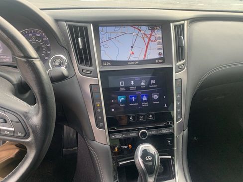 Used 2019 INFINITI Q50 Signature Edition image 13